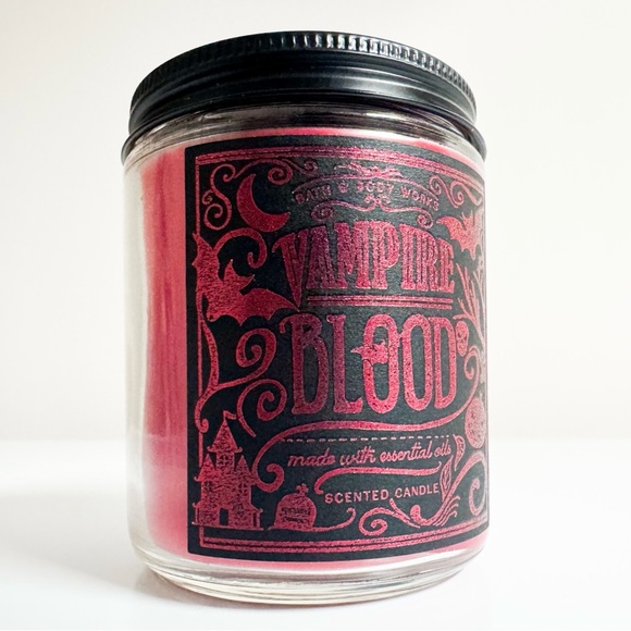 Bath and Body Works Vampire Blood Candle Single Wick NEW - Picture 3 of 8